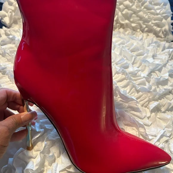 London Rag • Vibrant Red Patent Leather Heeled Boots • EU 39, 8-8.5 - Picture 3 of 8
